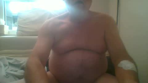 Snapshot of dial76 chatting on October 31, 1:00 pm dial76 online show from October 31, 1:00 pm