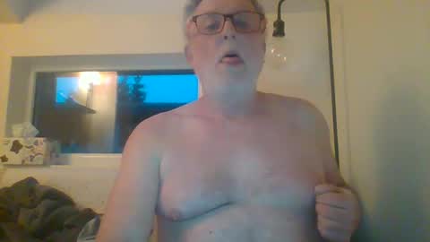 Snapshot of dial76 chatting on February 25, 6:25 am dial76 online show from February 25, 6:25 am