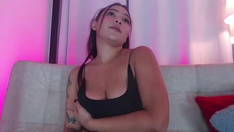 Snapshot of diamond_canela chatting on February 26, 3:57 am diamond_canela online show from February 26, 3:57 am