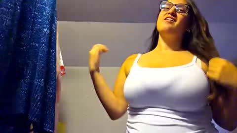 diamond_tease online show from December 22, 10:05 pm