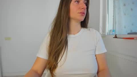 diamondkay_ online show from March 4, 7:38 am