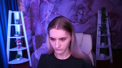 DiamondNina online show from March 17, 6:29 am