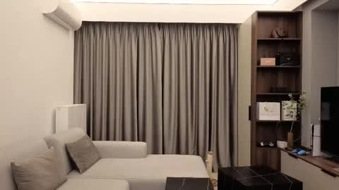 Iris online show from December 2, 9:13 pm