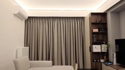 Iris online show from December 18, 8:48 pm