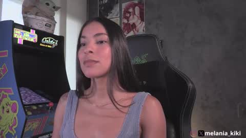 Snapshot of dianne_nanatzu chatting on October 18, 8:57 pm Melania - online show from October 18, 8:57 pm