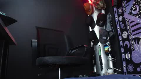 DICAPRIO online show from March 12, 6:43 pm