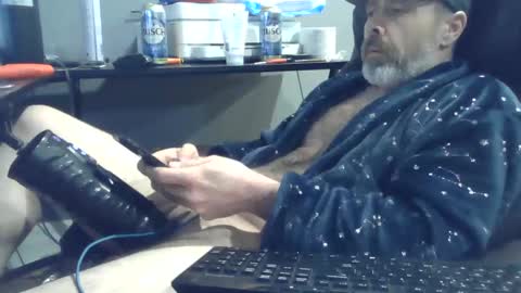 dickrb1984 online show from February 22, 7:12 am