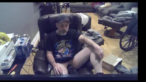 dickrb1984 online show from February 17, 5:58 am