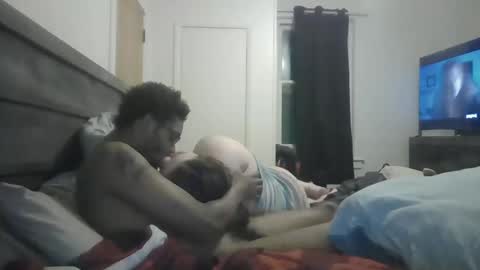 diginurgutz online show from December 5, 10:28 pm