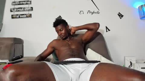 Snapshot of dilaan_carter chatting on January 9, 3:44 pm joshua online show from January 9, 3:44 pm