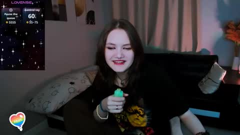 Dilara online show from November 18, 4:10 pm