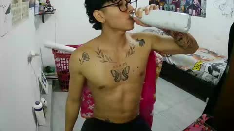 dillom420 online show from January 12, 8:05 pm