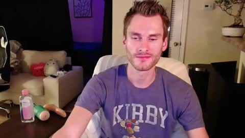 Meechii online show from February 4, 4:59 am