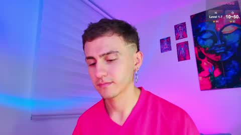 Julian Independent Model online show from April 13, 11:31 pm