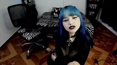 dimmuanddarkness online show from September 12, 5:37 pm