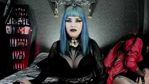 dimmuanddarkness online show from February 4, 5:53 am