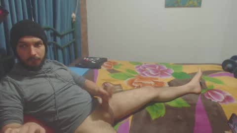 Snapshot of dinchtcams chatting on September 30, 5:51 am Dincht online show from September 30, 5:51 am