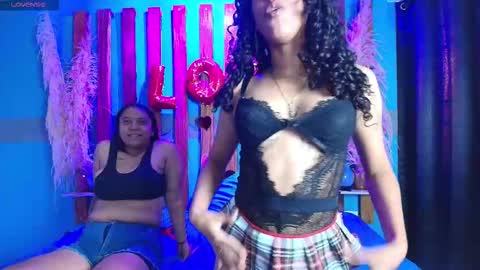 dinokoandkimcyci online show from February 17, 12:15 pm