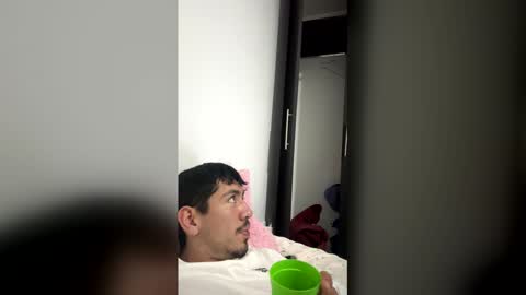 Cristal Independent model online show from February 18, 5:18 am