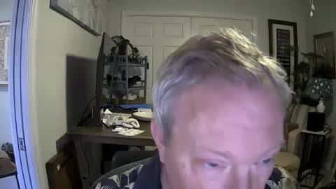 DirtkPitt Fun guy working online show from January 11, 8:21 pm