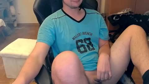 dirty_fun_boy online show from December 3, 9:28 am