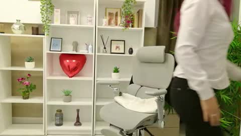 dirty_mature online show from October 2, 6:12 am