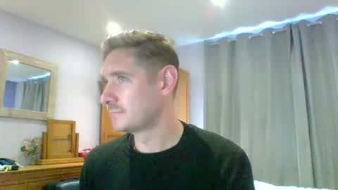 Exhibitionist Ben online show from November 10, 12:41 pm