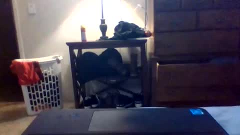 dirtywhite14 online show from March 10, 4:06 am