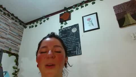 Snapshot of disneey2888 chatting on October 22, 3:03 pm disneey2888 online show from October 22, 3:03 pm