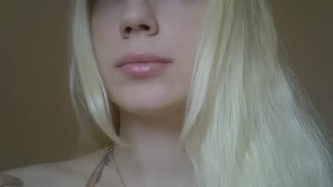 DitaMilton online show from February 26, 9:29 pm