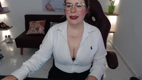 Diva online show from February 26, 8:01 pm