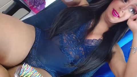 divaxxx4 online show from September 19, 7:12 am