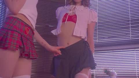 Eva and Lucia online show from January 11, 6:52 am