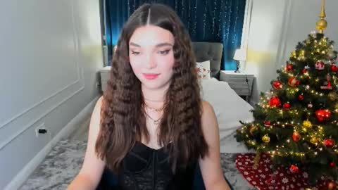 Hannah online show from December 17, 4:19 am