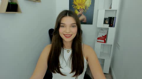 Hannah online show from November 28, 11:17 am