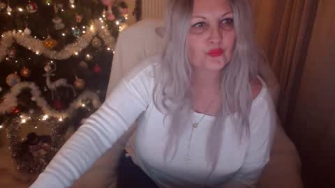 Alexxa online show from December 17, 11:33 pm