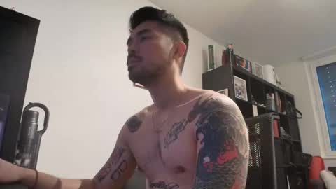 D online show from January 12, 9:27 am