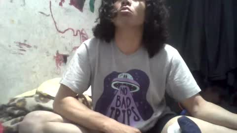 Snapshot of djo211294 chatting on January 15, 7:59 am djo211294 online show from January 15, 7:59 am