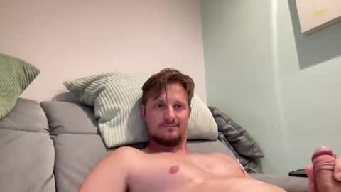 djo68686666 online show from June 2, 6:10 pm