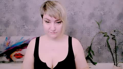 djullia online show from April 6, 6:03 am