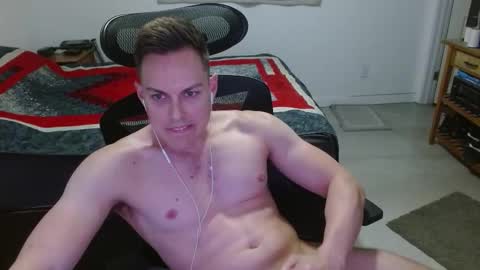 dmoney212 online show from December 18, 6:31 am