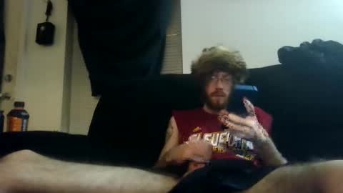 coonhat69 online show from December 19, 8:32 am