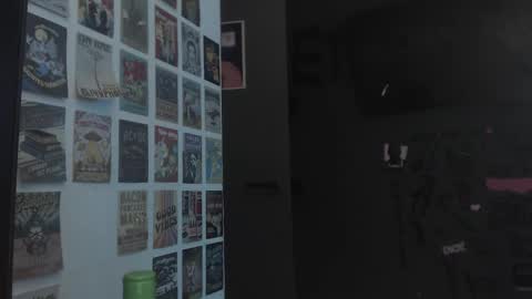 doenits online show from October 1, 7:02 pm