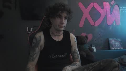 doenits online show from September 16, 6:44 pm