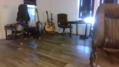 dogluc7 online show from November 17, 3:14 pm