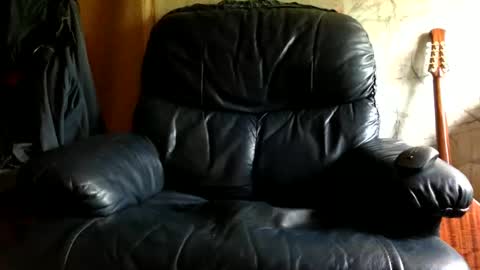 dogstarmanitee online show from February 11, 3:54 am