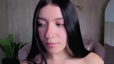 Snapshot of dolcex_a chatting on October 18, 10:14 pm dolcex_a online show from October 18, 10:14 pm