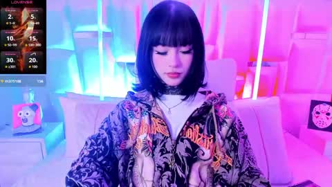 doll  bella online show from May 29, 2:59 pm