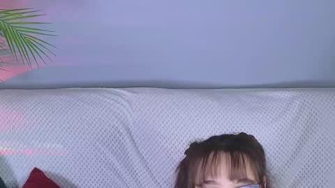 Tessa online show from November 26, 6:04 pm