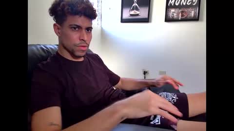 DollarHot30 online show from March 4, 9:34 pm